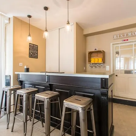 Chez Margot Nyaraló